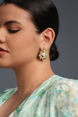 Curveins Elegant Pearl Firework Stud Earrings