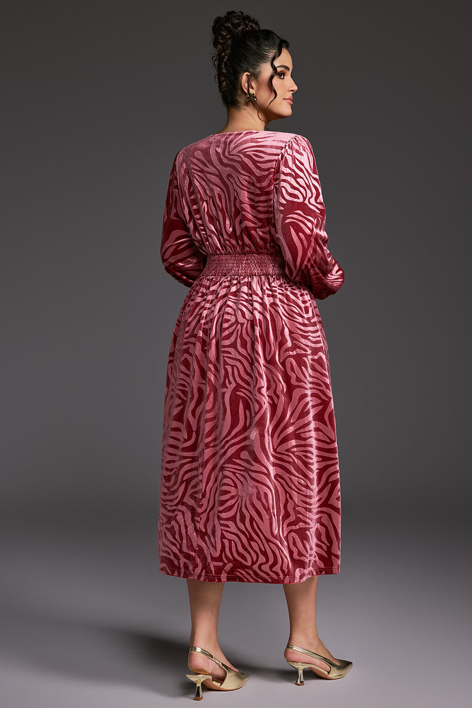 Curveins Plus Size V-Neck Long Sleeves Floral Midi Dress