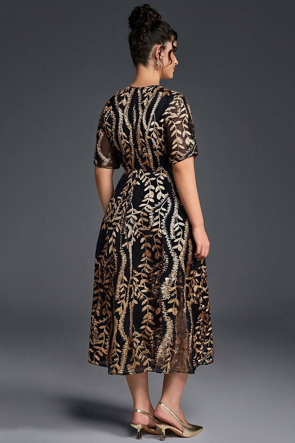 Curveins Plus Size V-Neck Lantern Sleeve Floral Print Midi Dress