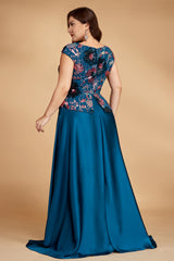 Curveins Plus Size Elegant V-Neck Sequin Detail Short Sleeve Long Dress