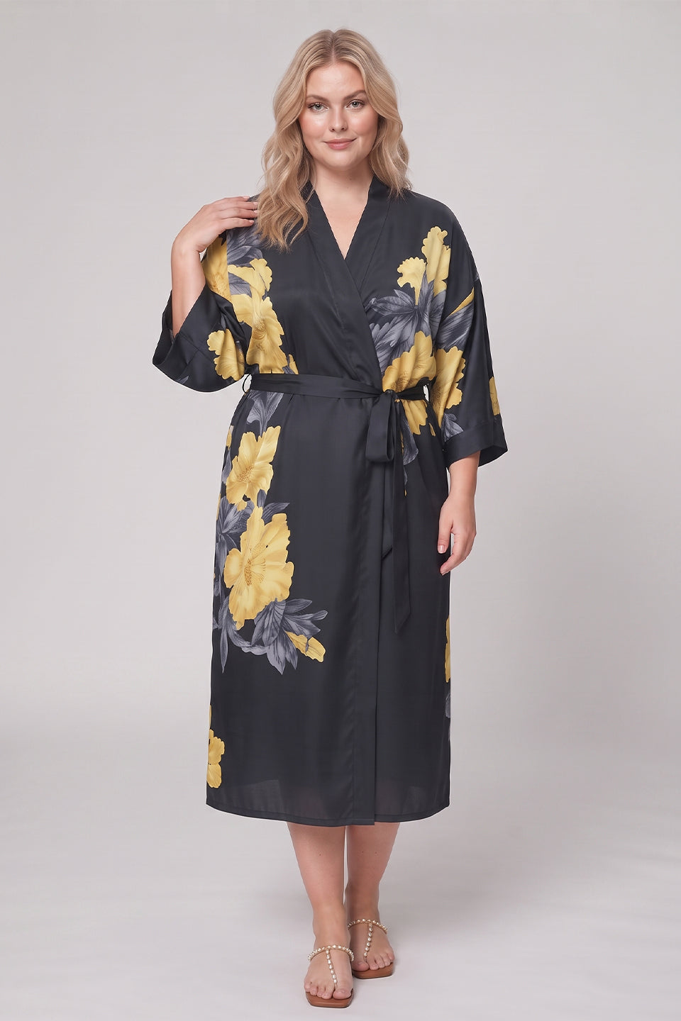 Curveins Plus Size Satin Ice Silk Cooling Lightweight Loose Fit Robe Nightwear