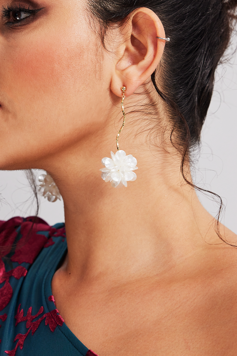 Curveins Pearl Metal Floral White Earrings