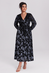 Curveins Plus Size V Neck Long Sleeve Maple Leaf Velvet Waist Tie Maxi Dress