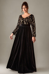 Curveins Plus Size V-Neck Long Sleeve Sequin Floral Embellished Velvet Evening Gown