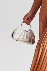 Curveins White Ruched Satin Shell-Shaped Ring Handle Evening Bag