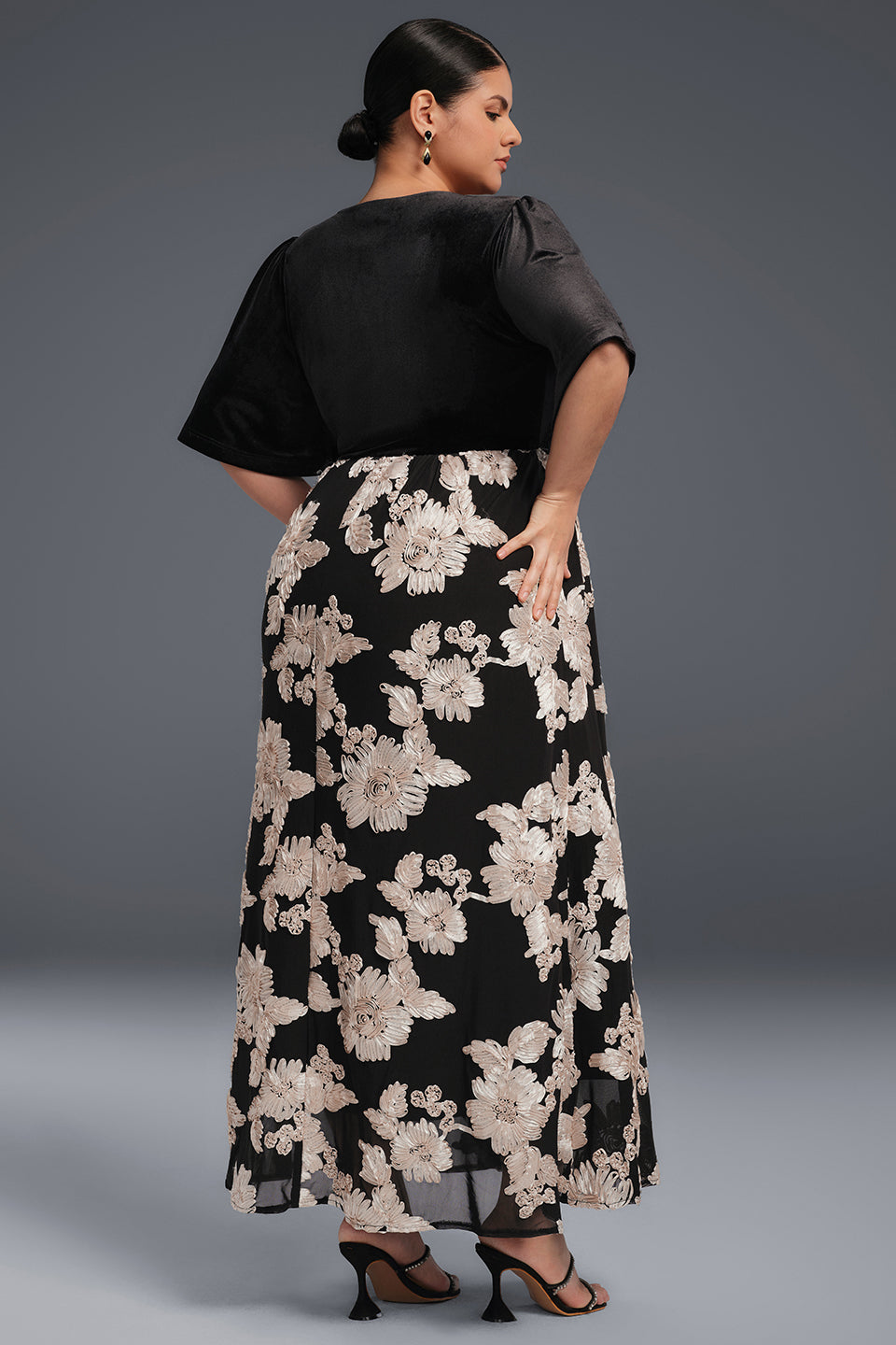 Curveins Plus Size V-Neck Floral Embroidered Pleated Maxi Dress