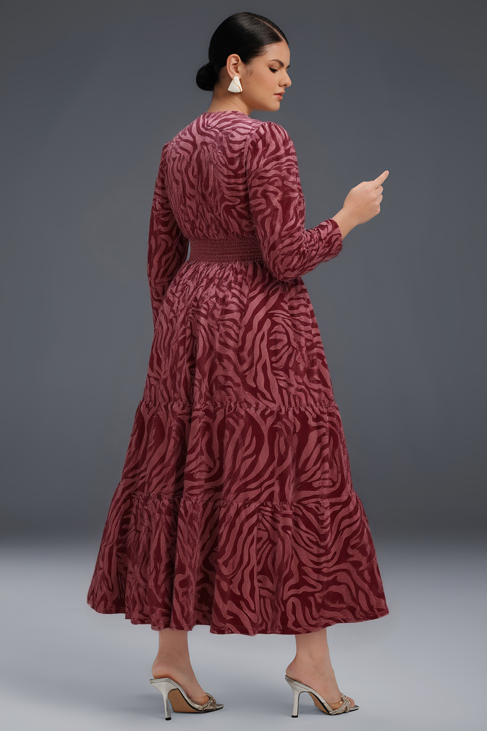 Curveins Plus Size V-Neck Long Sleeves Floral Maxi Dress