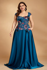 Curveins Plus Size Elegant V-Neck Sequin Detail Short Sleeve Long Dress