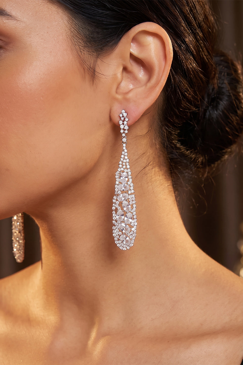 Curveinse Luxury Sparkling Zirconia Long Drop Earrings