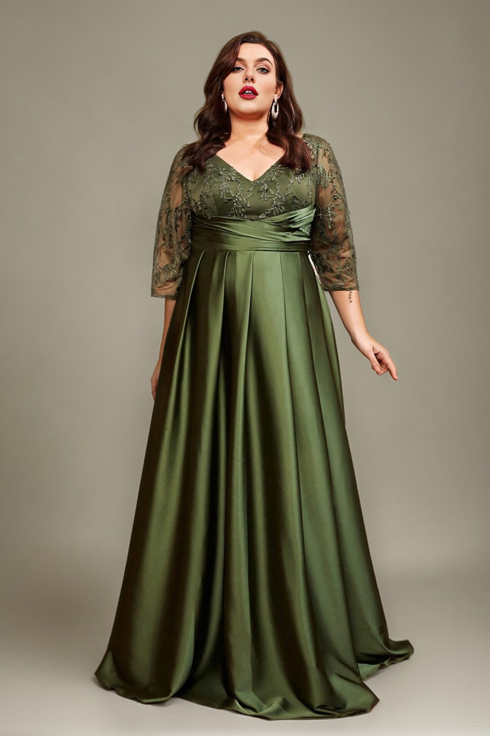 Curveins Plus Size Elegant V-Neck Embroidery Half-Sleeve Slimming Maxi Dress