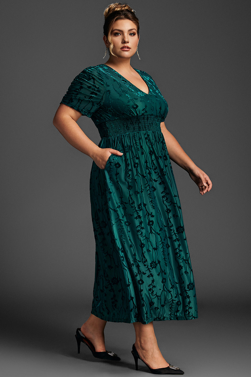 Curveins Plus Size Velvet Plain Ruched Maxi Dress