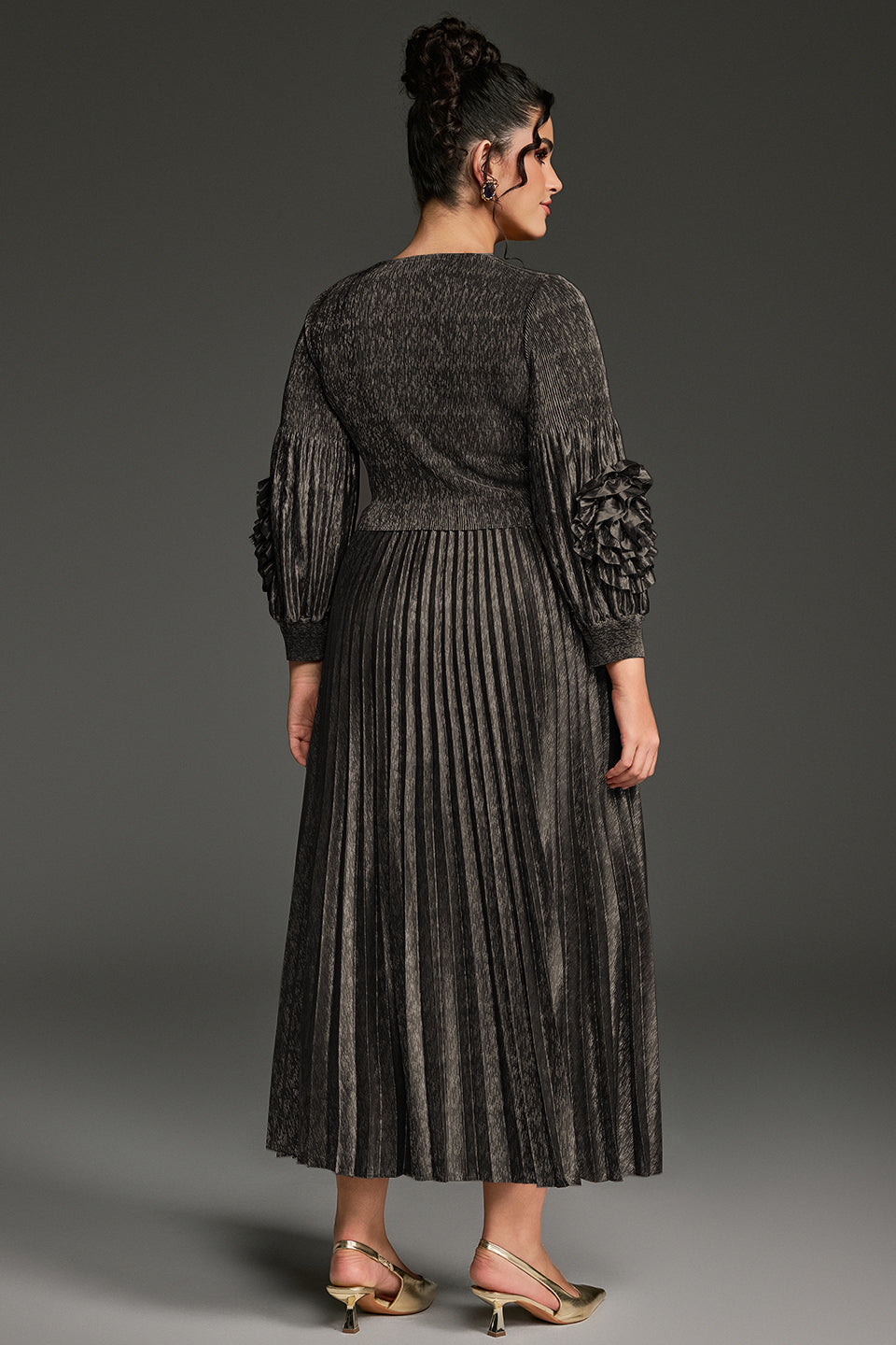 Curveins Plus Size V-Neck Long Sleeve Waist Tie Pleated Maxi Dress
