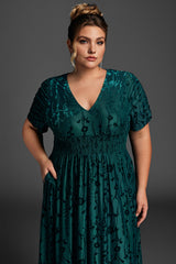 Curveins Plus Size Velvet Plain Ruched Maxi Dress