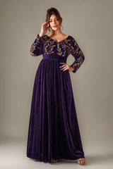 Curveins Plus Size V-Neck Long Sleeve Sequin Floral Embellished Velvet Evening Gown