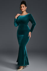 Curveins Plus Size Round Neck Long Sleeve Rhinestone Waist Bodycon Velvet Maxi Dress