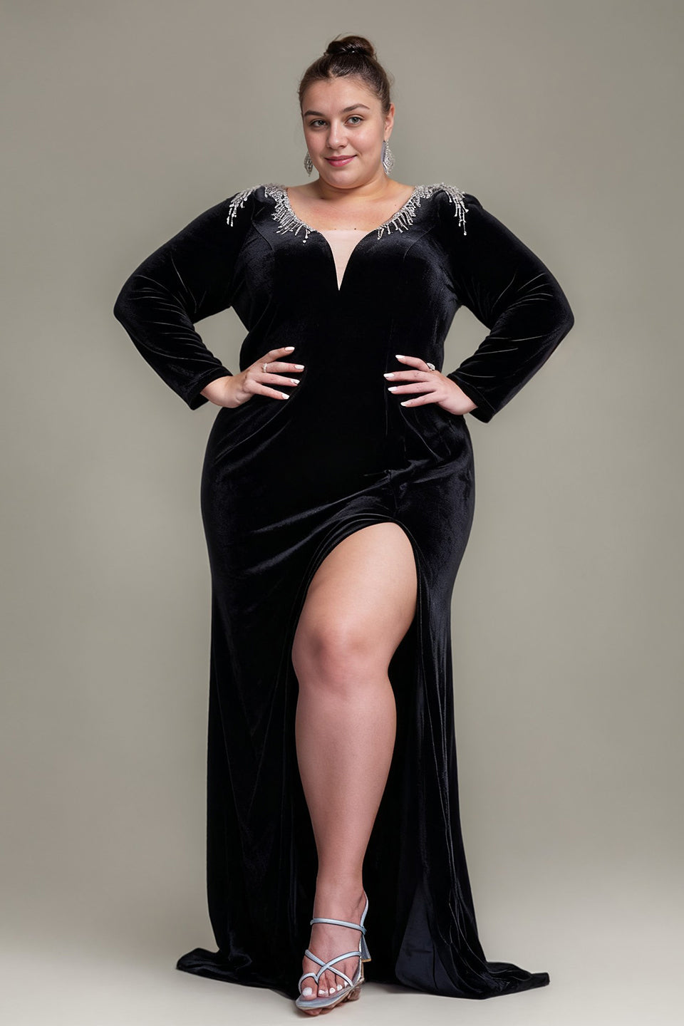 Curveins Plus Size V-Neck Long Sleeve Split Bodycon Maxi Dress