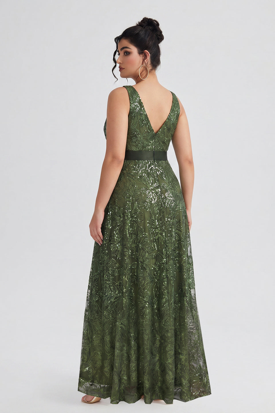 Curveins Plus Size Sleeveless Sequin Ruched Waist Elegant Sparkly Evening Maxi Dress