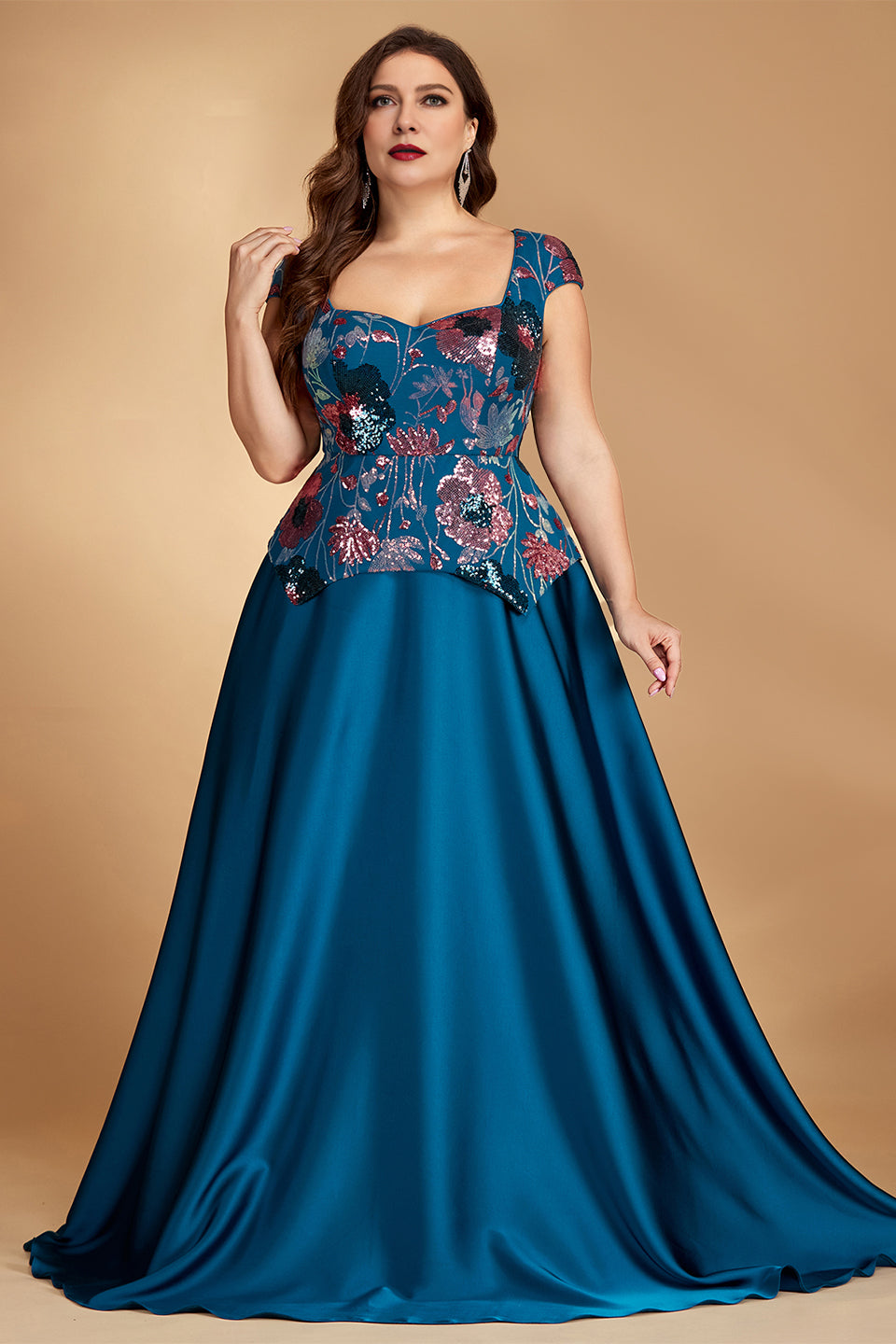 Curveins Plus Size Elegant V-Neck Sequin Detail Short Sleeve Long Dress