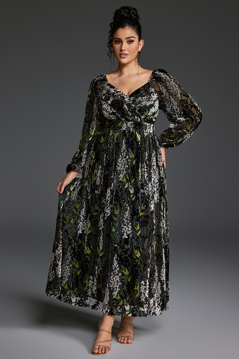Curveins Plus Size Velvet Lantern Sleeve Plain Maxi Dress