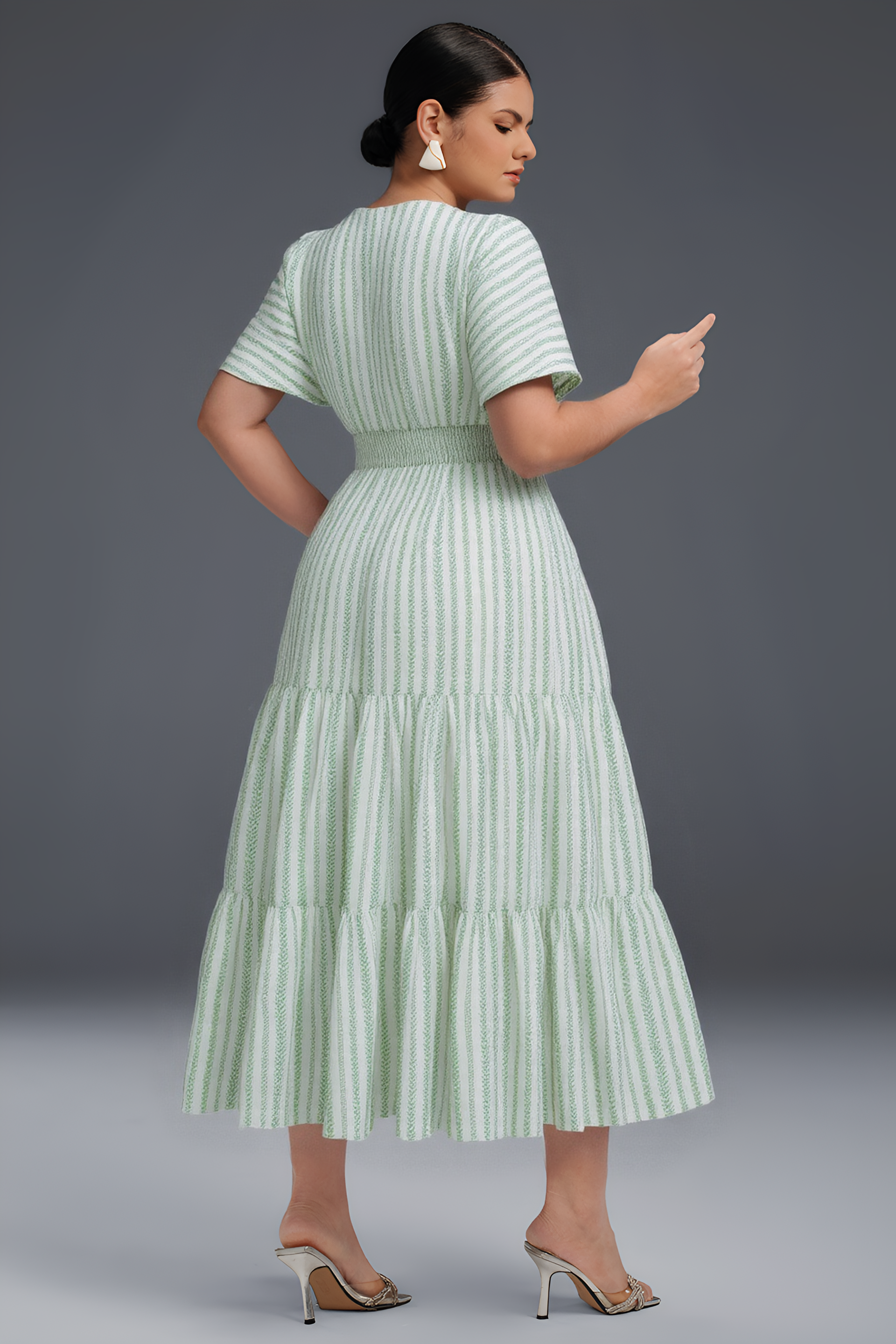 Curveins Plus Size V-Neck Striped Short Sleeve Pleated Maxi Dress