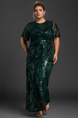 Curveins Plus Size Round Neck Sequin Pattern Maxi Dress